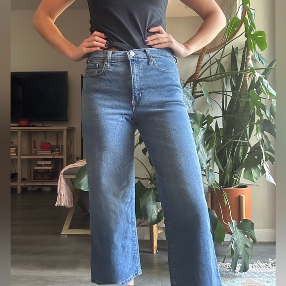 Banana Republic A-Line Jeans - Picture 4 of 6